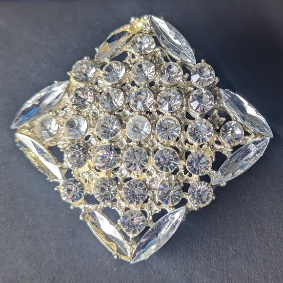 Jewelry - 💜✨Vintage Sparkling Rhinestone Brooch Pin